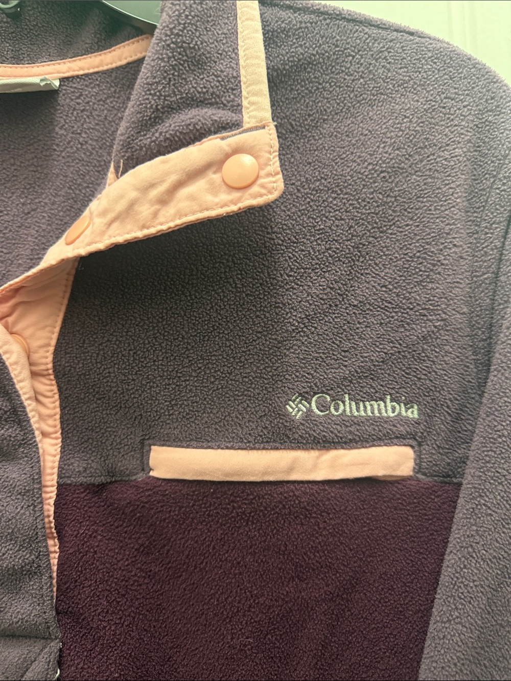 Columbia Fleece Pullover Snap Jacket Women’s L Purple Plum Pink Colorblock Cozy - Picture 3 of 4